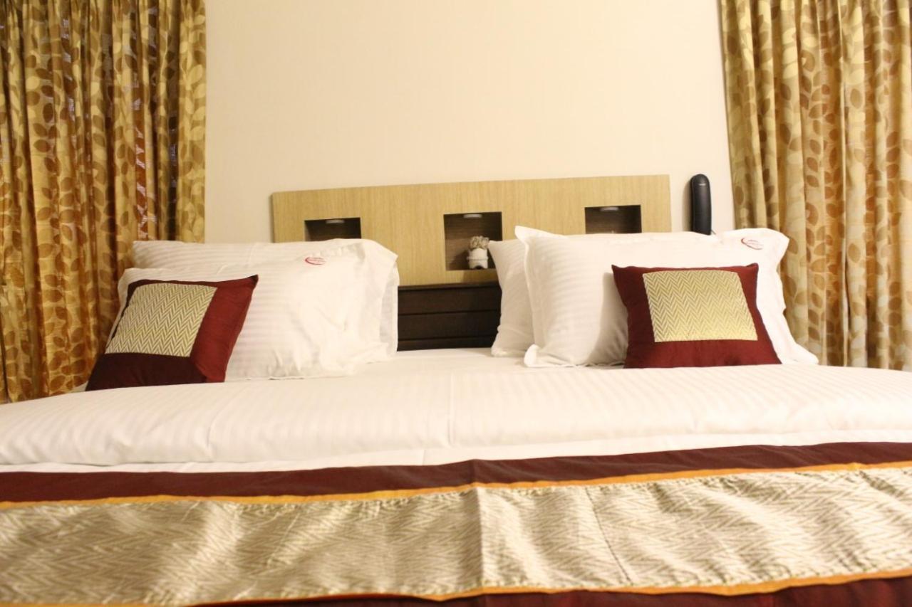 The Lavish Moon Hotel Yercaud Ngoại thất bức ảnh
